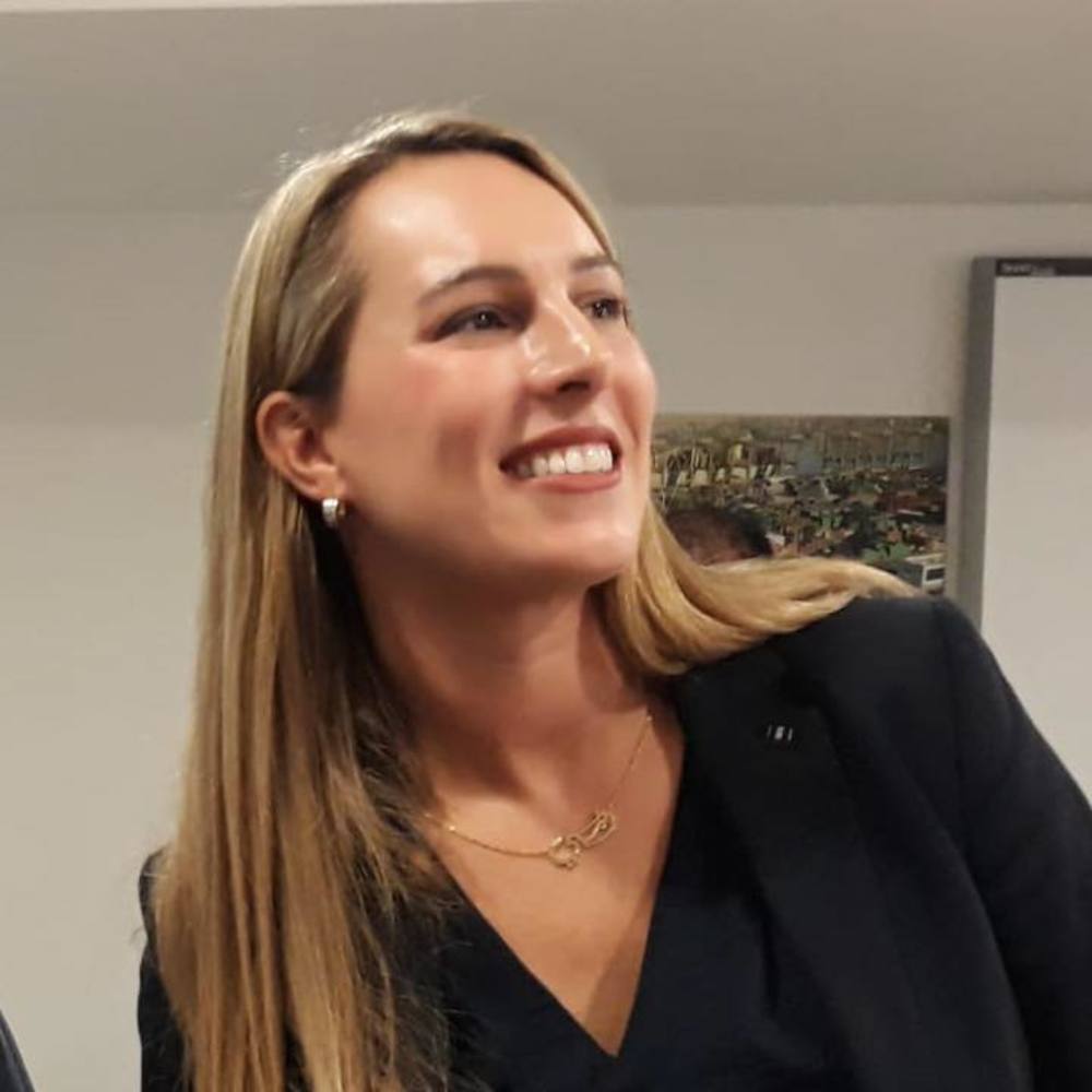 Meet your Posher, Nicole